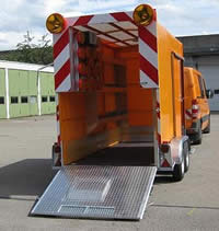 Gerätehänger mit Z616, LED-Leuchtpfeil und LED-Blitzleuchten