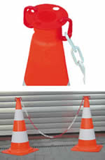 Leitkegelkappe zum Einhängen von Absperrketten